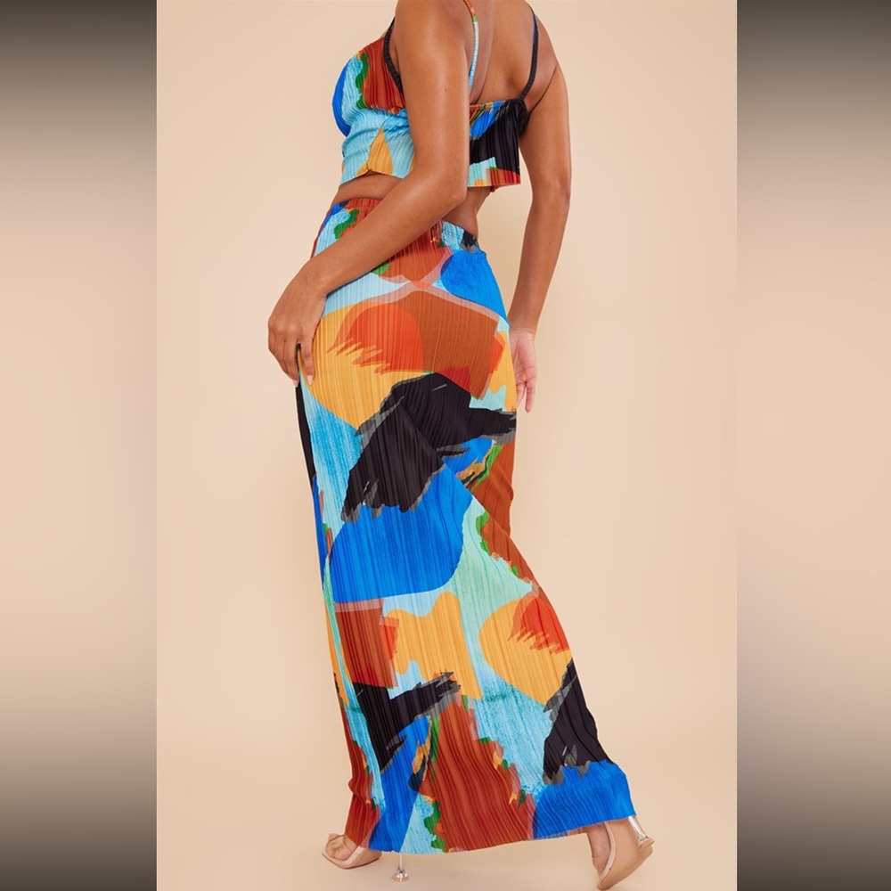 BLUE ABSTRACT PRINT PLISSE COWO NECK TOP AND MAXI SKIRT - Picture 4 of 5